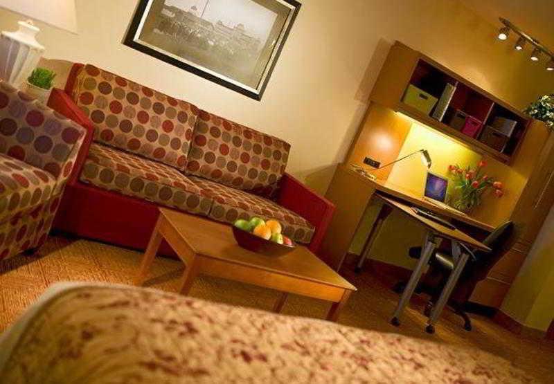 Towneplace Suites By Marriott Detroit Livonia Quarto foto